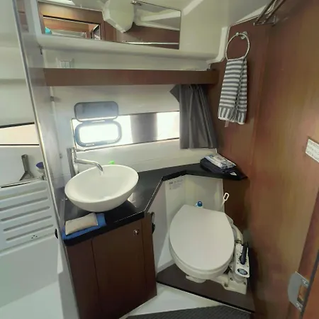 船上ホテル Gemia ヴァロリス